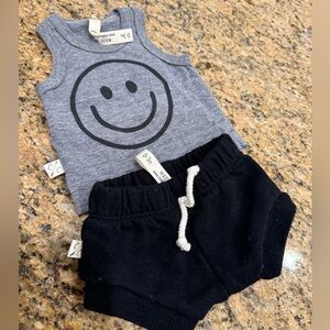 Childhoods smile tank top and black shorties - Size 0-3m